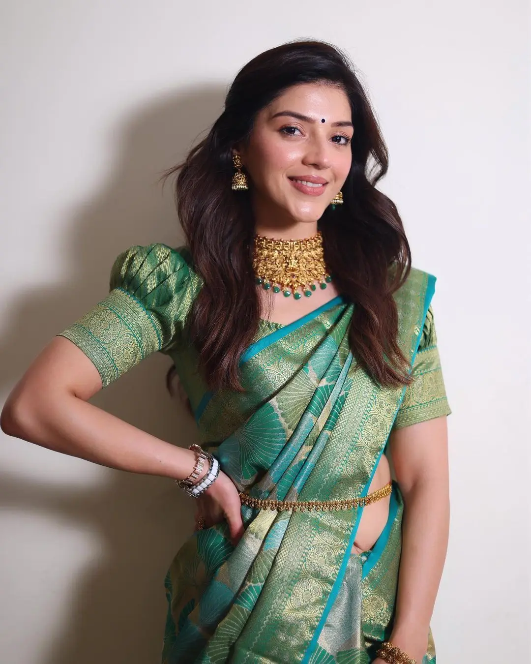 Mehreen Pirzada In South Indian Traditional Green Saree Blouse